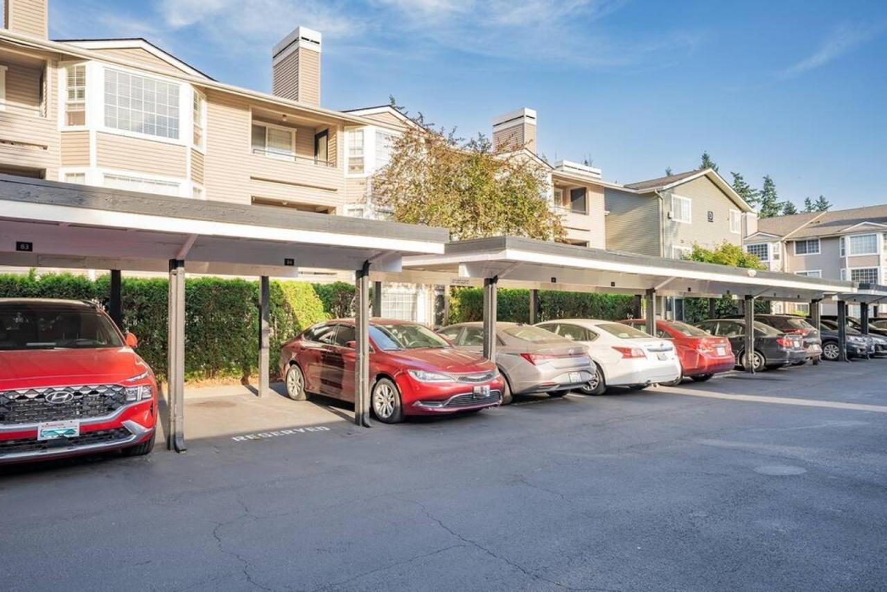Modern And Spacious Apartment- Gym, Wifi, Free Parking Seattle Exterior foto