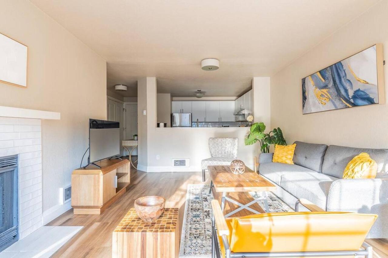 Modern And Spacious Apartment- Gym, Wifi, Free Parking Seattle Exterior foto